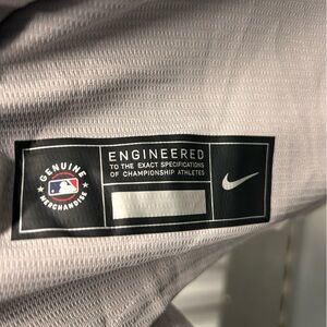 NY yankees jersey grey and navy blue